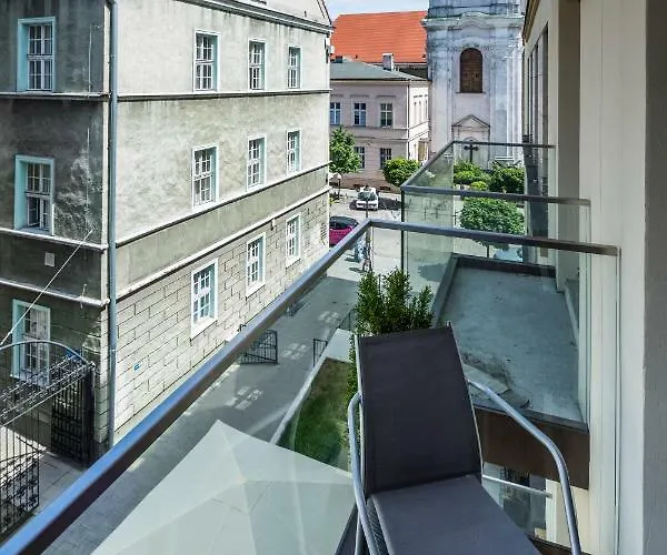 Unic Dominikanska Daire Poznan